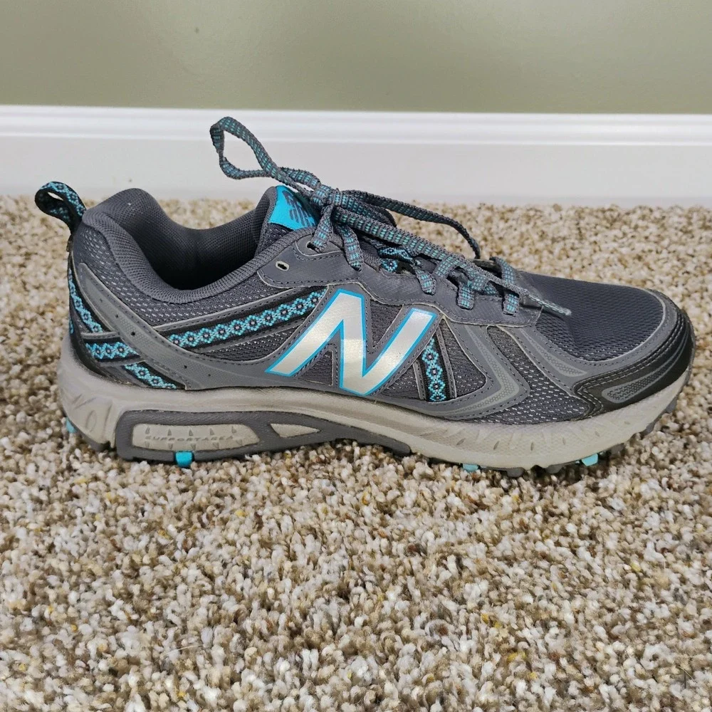 New Balance 410 V5 Womens Size 9.5 B Blue Running Lace Up Comfort Shoes Sneakers